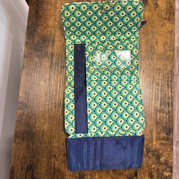 Vera Bradley Euro Wallet in Rhythm & Blues retired pattern - Picture 3 of 5